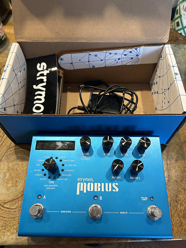 Strymon Mobius