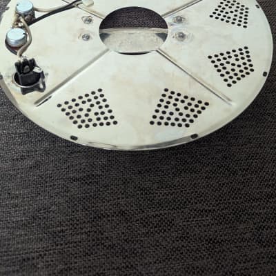National Reso-Phonic Hot plate image 10