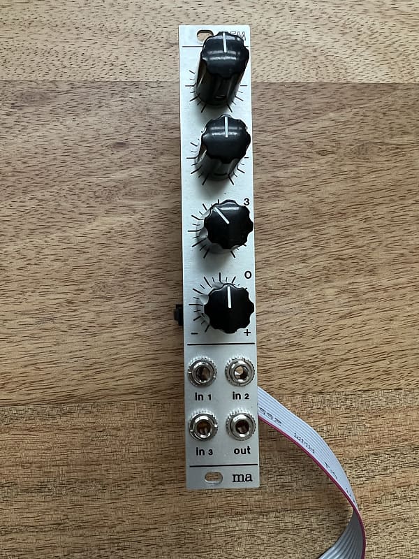 Manhattan Analog DTM Discrete Transistor Mixer Reverb
