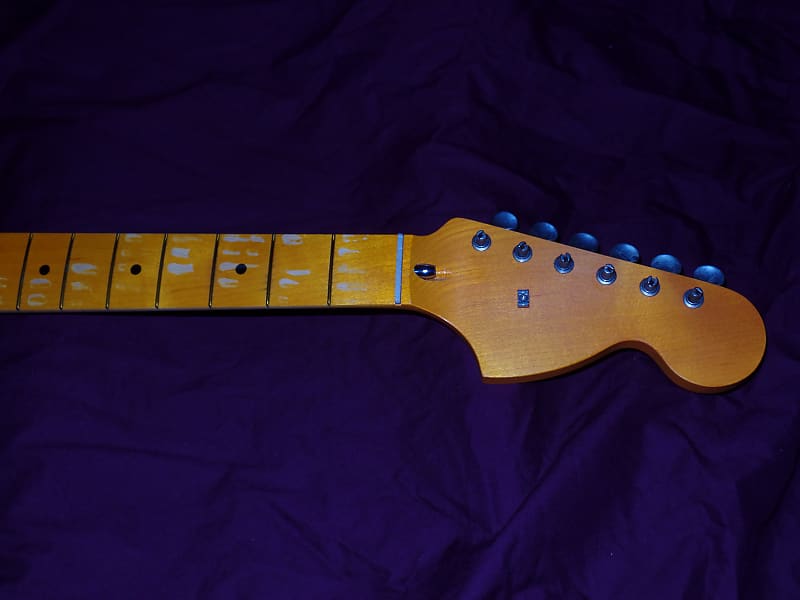 21 fret 1970s Relic vintage C shaped Stratocaster Allparts Fender Licensed vintage maple neck image 1