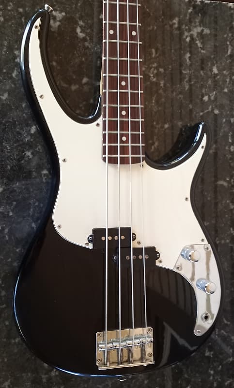 Peavey Zodiac EX 4-String Solid Body Electric Bass Guitar - Black
