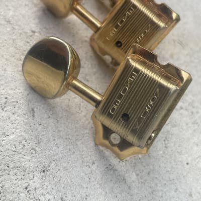 Rare find set of six 6 a side vintage gold 1960s double line Kluson tuners for Fender Stratocaster Jazzmaster Jaguar D-169400 patent image 5