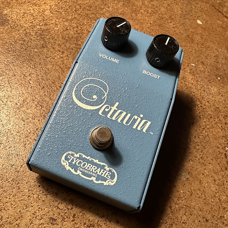 Tycobrahe Chicago Iron Works Octavia Octave Fuzz - Blue | Reverb Tycobrahe Chicago Iron Works Octavia Octave Fuzz - Blue | Reverb
