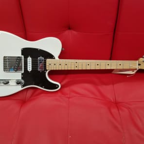 Squier Vintage Modified Telecaster SSH 2007 White with Hard Case