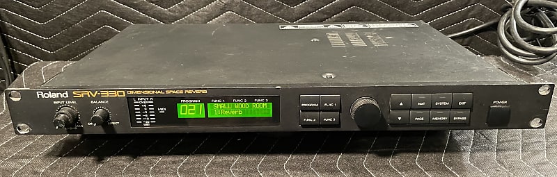 Roland SRV-330 Dimensional Space Reverb