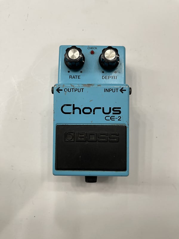 Boss CE-2
