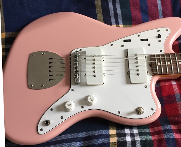 Shell pink deals jazzmaster squier