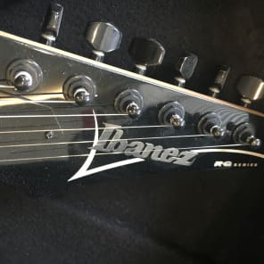 Ibanez RG 370DX GP4 2008-2009 Digital Green Camo with Road Ibanez RG 370DX GP4 2008-2009 Digital Green Camo with Road