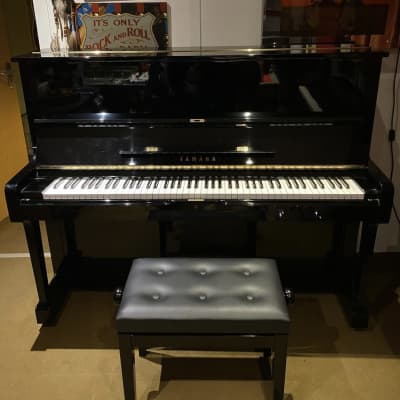 Yamaha U1 1971 - Black Ebony image 1