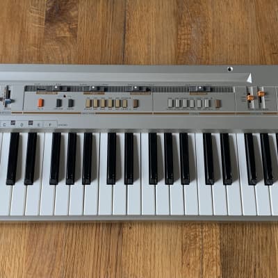 Casio CT-310 Casiotone 49-Key Synthesizer 1980s - Silver