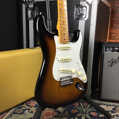 Fender Eric Johnson 1954 ‚ÄúVirginia‚Äù Stratocaster- 2-Color Sunburst image 2