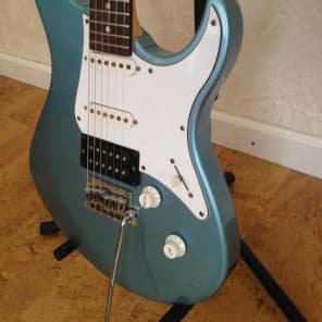 MINTY 1990 Yamaha Pacifica 912 in Pacific Blue image 4