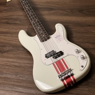 Fender Japan Traditional II 60s Precision Bass Guitar with RW FB in Olympic White / Red for sale