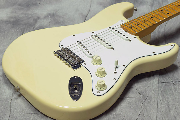 Fender Japan Stratocaster ST68-85TX Vintage White | Reverb