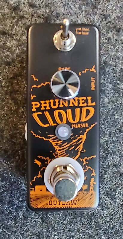 Outlaw Effects Phunnel Cloud Phaser 2010s - Black image 1