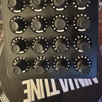 DJ Tech Tools Midi Fighter Twister | Reverb UK DJ Tech Tools Midi Fighter Twister | Reverb UK