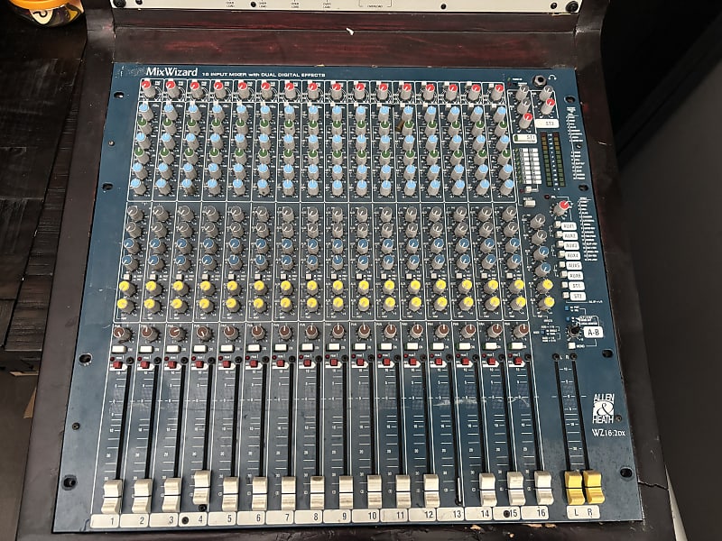 Allen & Heath MixWizard WZ3 16:2 16-Input Stereo Mixer