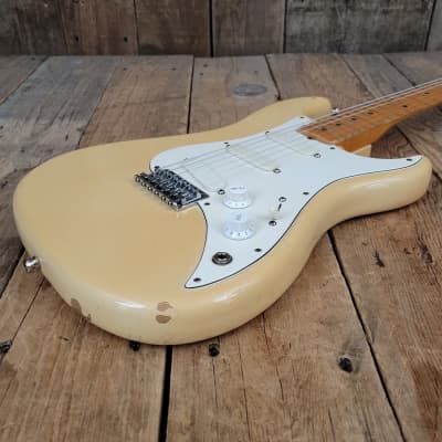 Fender Stratocaster Bullet 1 S-3 USA 1982-83 - Ivory US Made image 6