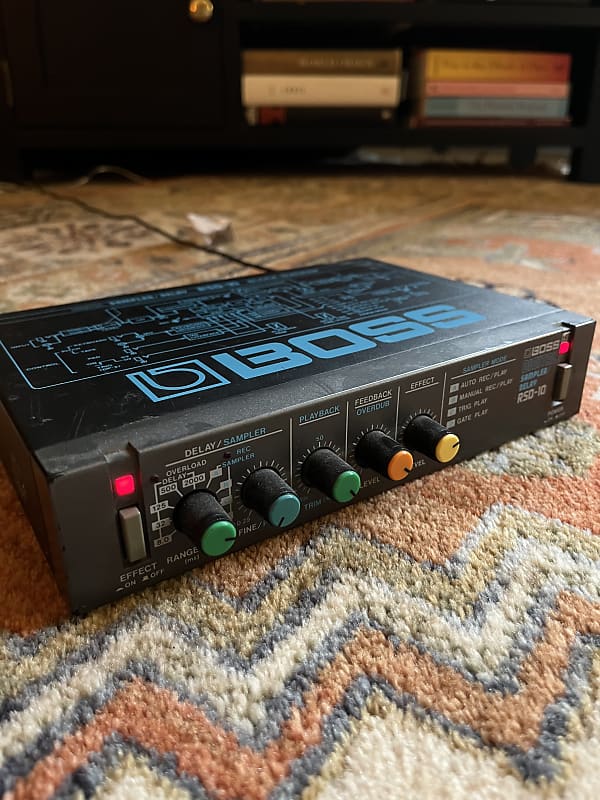 Boss RSD-10 Micro Rack Series Digital Sampler / Delay Boss RSD-10 Micro Rack Series Digital Sampler / Delay