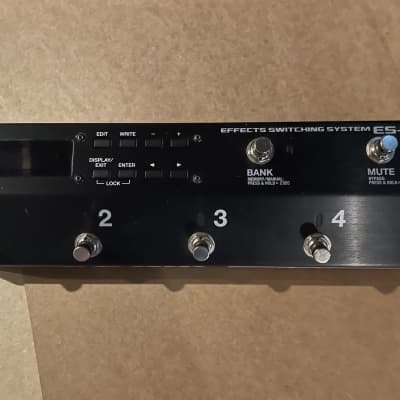 Boss ES-5 Effects Switching System | Reverb