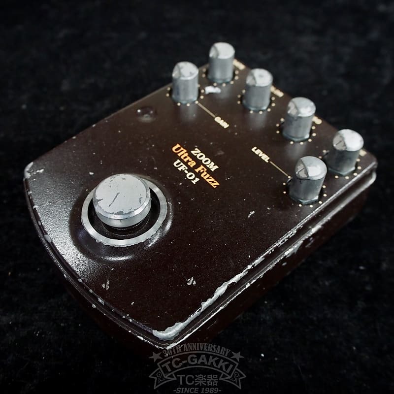 2000's ZOOM UF-01 Ultra Fuzz | Reverb
