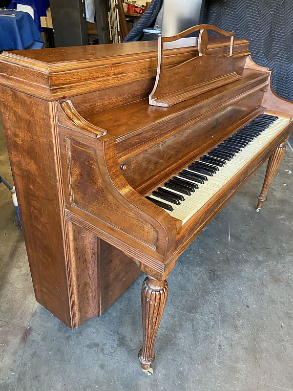 Steinway & sons Piano Vertical. Model F image 1