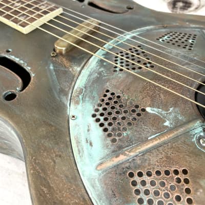 Royall FB Blues Hound Distressed Relic Brass Finish 14 Fret Single Cone Resonator With Pickup image 6
