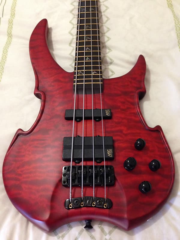 Warwick Vampyre LTD 2004 Blood Red