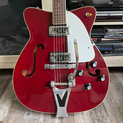 Martin GT-75 1966 Electric guitar! 1966 - Burgandy image 2