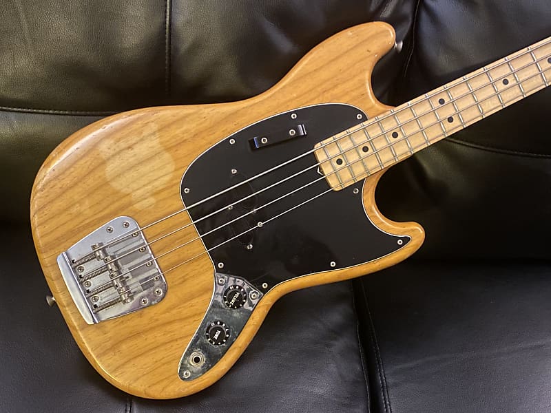 Fender Mustang Bass with Maple Fretboard 1975 - 1979 - Natural image 1