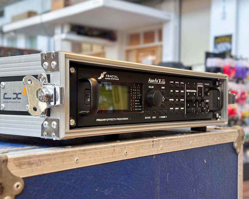 Fractal Audio Systems Axe-FX II XL with MFC-101 Mark III MIDI Foot