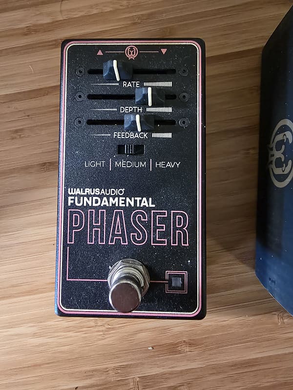 Walrus Audio Fundamental Phaser