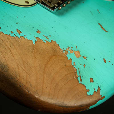 Fender Custom Shop Limited Edition '60 Dual-Mag II Stratocaster® Super Heavy Relic® RW - Aged Sea Foam Green image 18