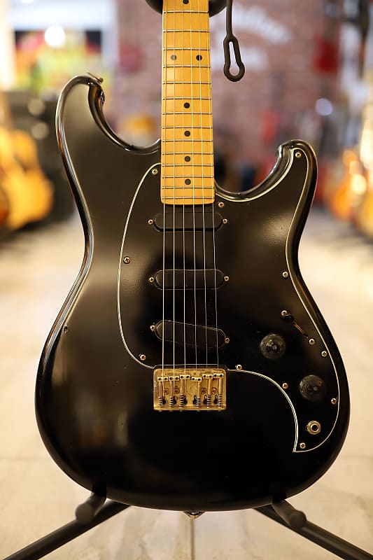 IBANEZ ROADSTAR II BLACK 1984 JAPAN Reverb Canada