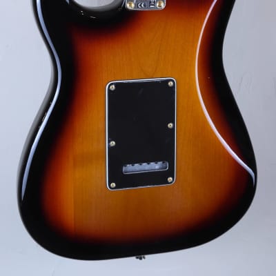 Fender Limited Edition Player Stratocaster 3-Color Sunburst with