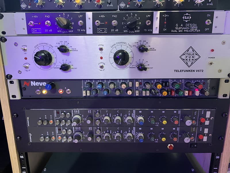 Neve V1 racked channel strip with phantom, EQ, filters and pad image 1