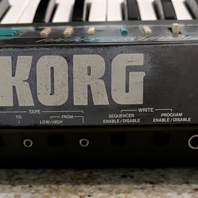 Korg Poly-800 Polyphonic Analog Synthesizer image 8