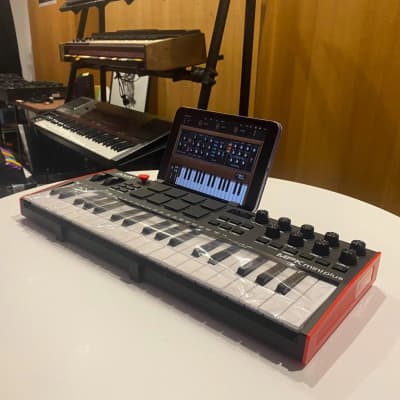 iPad iPhone Holder for Akai MPK Mini Plus Attach Your iPad tablet / iPhone Smartphone