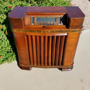 Philco 42-400X Antique Radio iPod/mp3 Player! Vintage Style! Original Finish! 1942 New Shipping Cost image 5