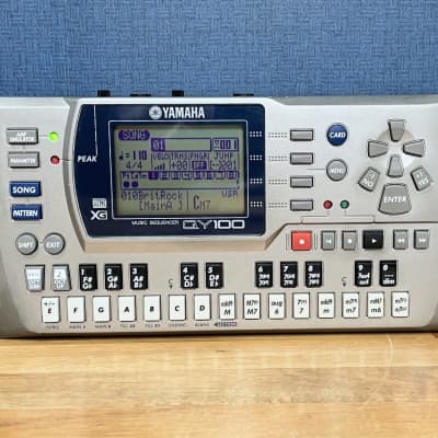 Yamaha QY100 Sequencer - Silver New Internal Battery