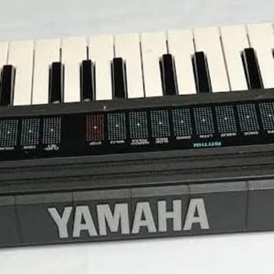 Yamaha Portasound PSS-130 Digital Keyboard (Consignment) image 2