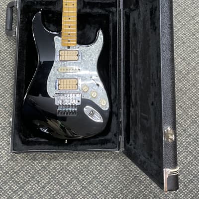 Fender Dave Murray Artist Series Signature Stratocaster 2009-2014- Black image 1