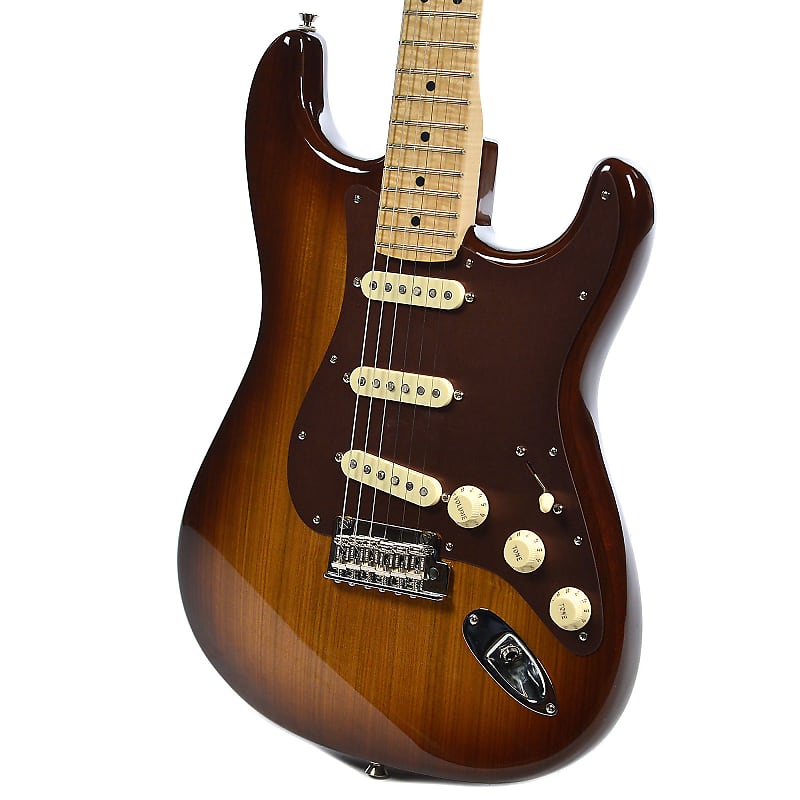 Fender Limited Edition Exotic Series Shedua Top Stratocaster image 3