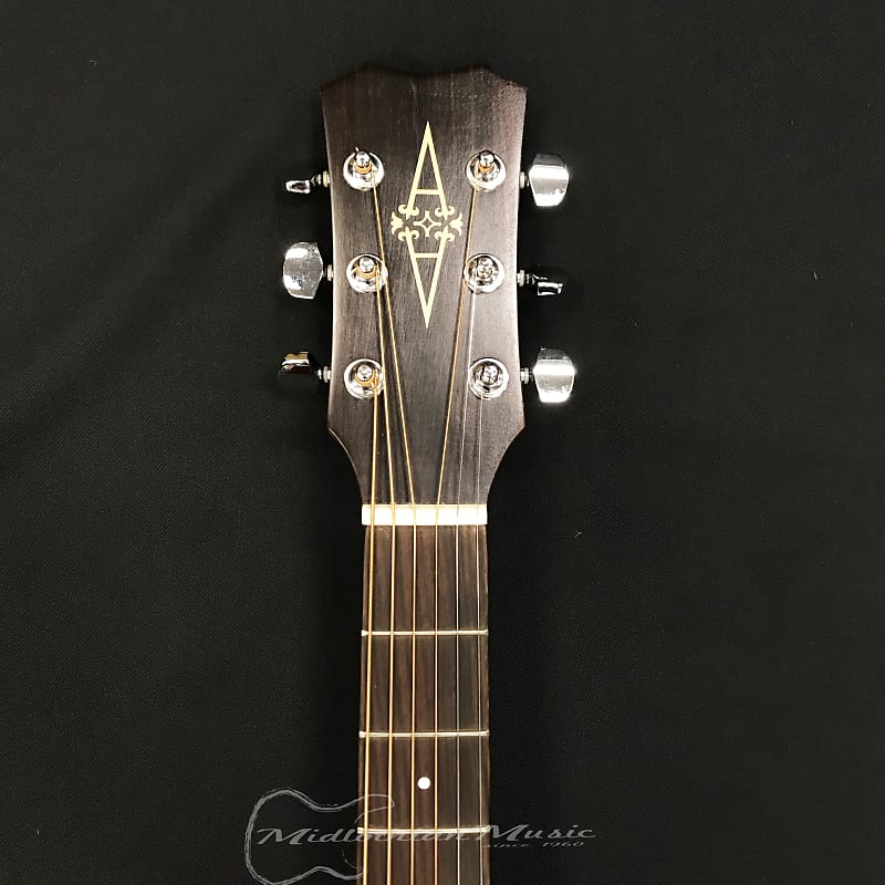 Alvarez 5045 Vintage Dreadnought Acoustic Guitar Natural