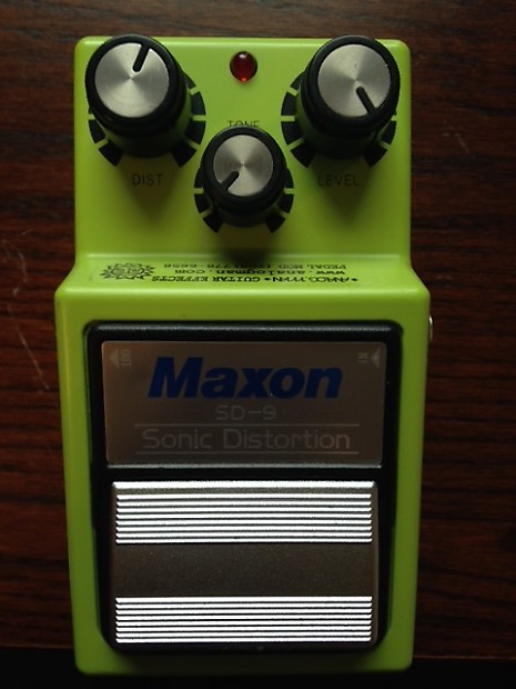 Maxon SD9 with Analog Man Mod