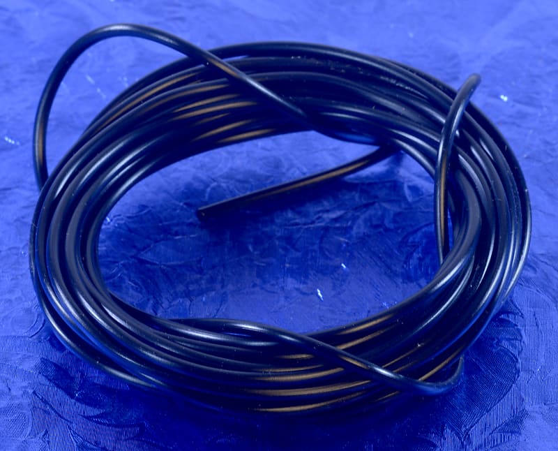 144" Black Vinyl String Trim Piping For British Style Amplifiers And Speaker Cabinets. image 1