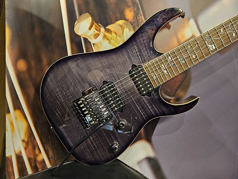 Ibanez RG8527-BRE j.custom 7-String Guitar, Black Rutile incl. Hardcase image 1