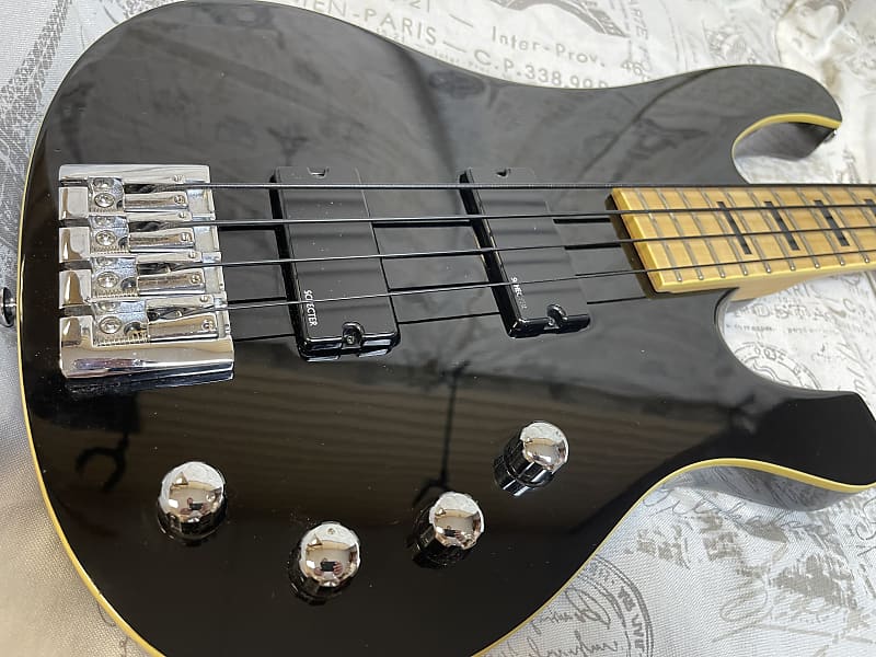 2008 Schecter Diamond Series 004 Bass in Black Finish Maple