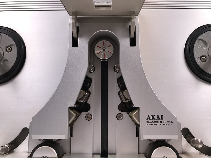 AKAI GX-280D Reel to Reel Tape Recorder 2-Track, Glass & X'tal Ferrite Head