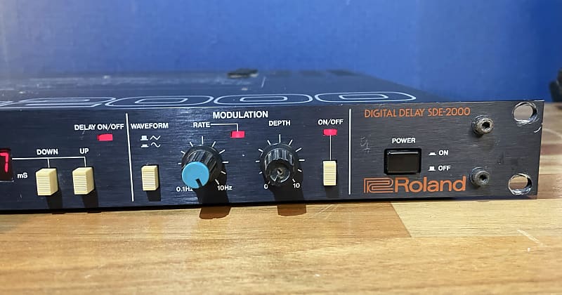 Roland ローランド SDE-2000 デジタルディレイ モジュレーション 音響